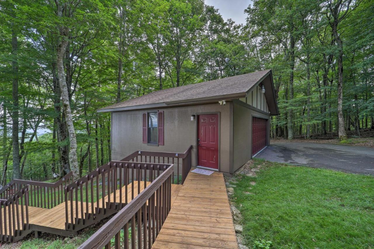 Beech Mountain Cabin Retreat With Hot Tub And Views! Exterior photo
